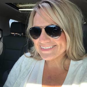 Meet your Posher, Jenifer